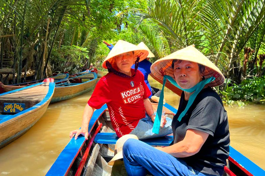 Mekong River 1 Day Tour (Big Group – Basic Lunch)
