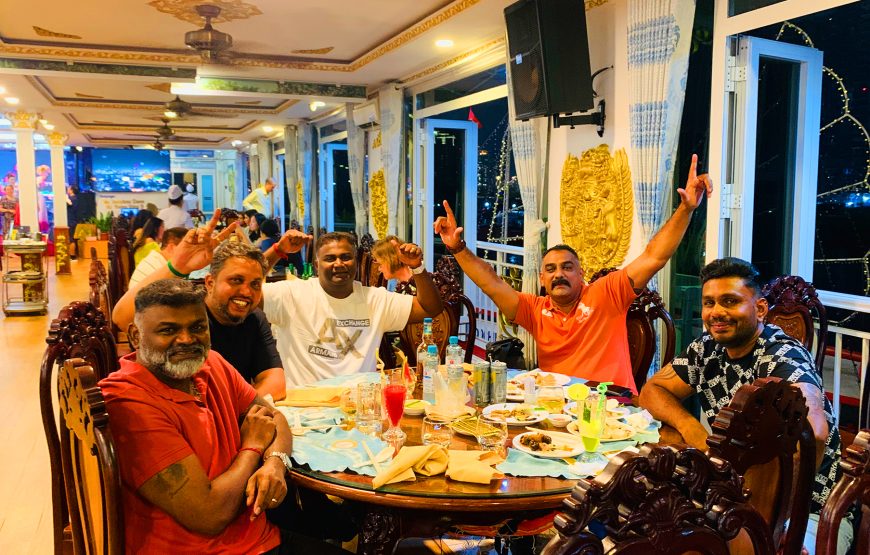 Dinner on a Cruise in Ho Chi Minh City Traditional Live Music