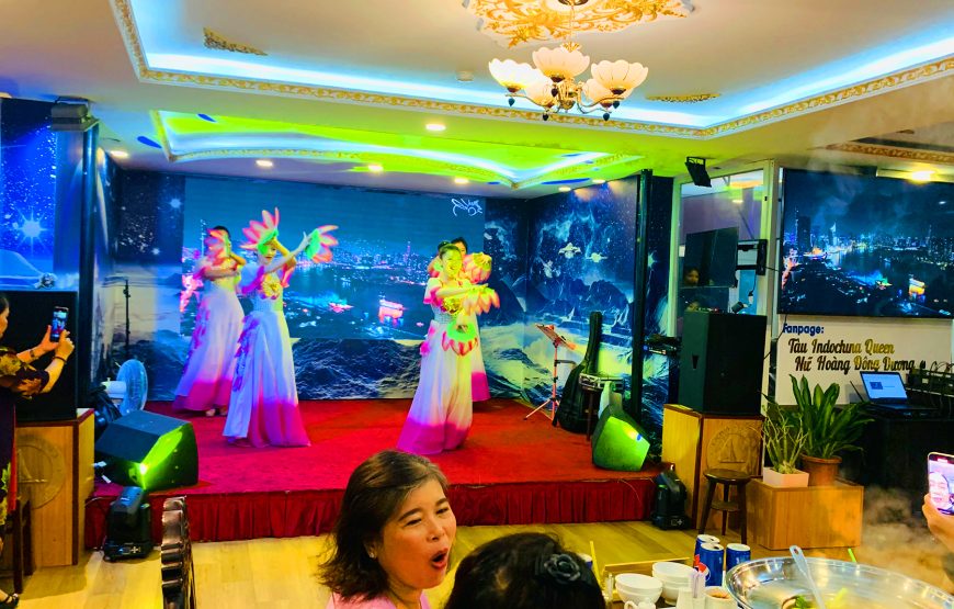 Dinner on a Cruise in Ho Chi Minh City Traditional Live Music