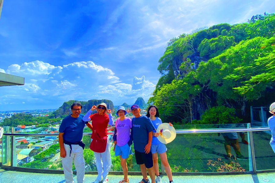 From Danang city  – Bana Hill 1 Day