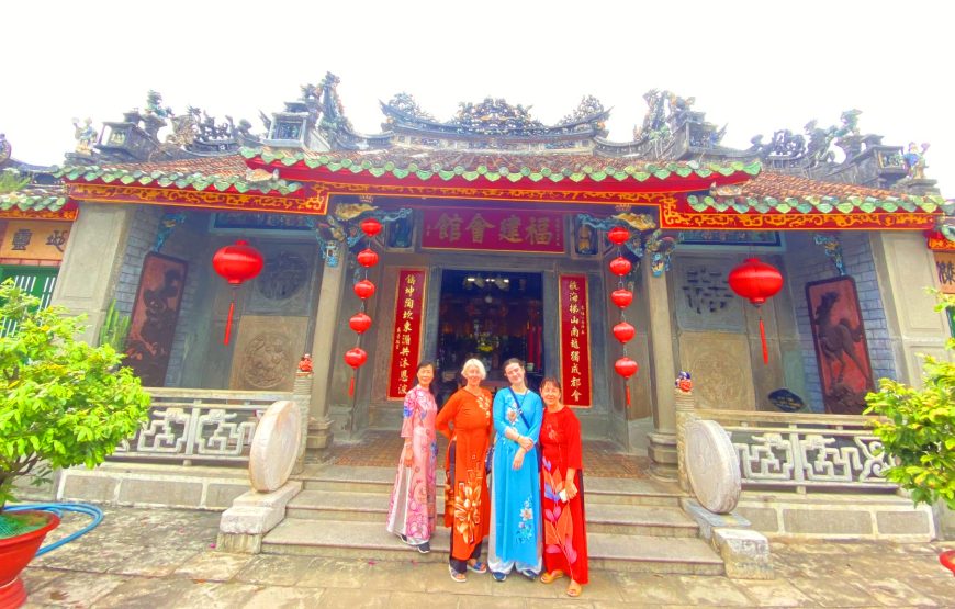Hoi An City Tour – Boat Ride – Drop Flower Lantern (Your Option: Street Food / Ao Dai)