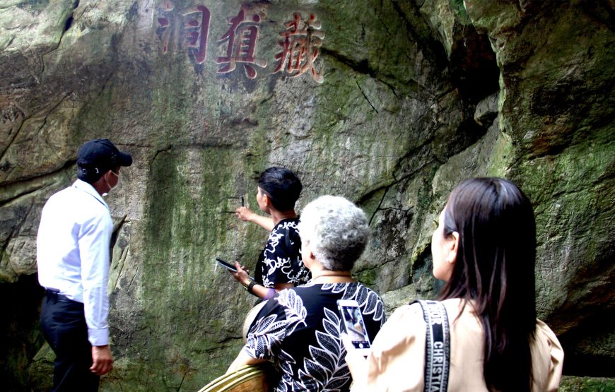 Marble Mountains – Monkey Mountain – Am Phu Cave Tour