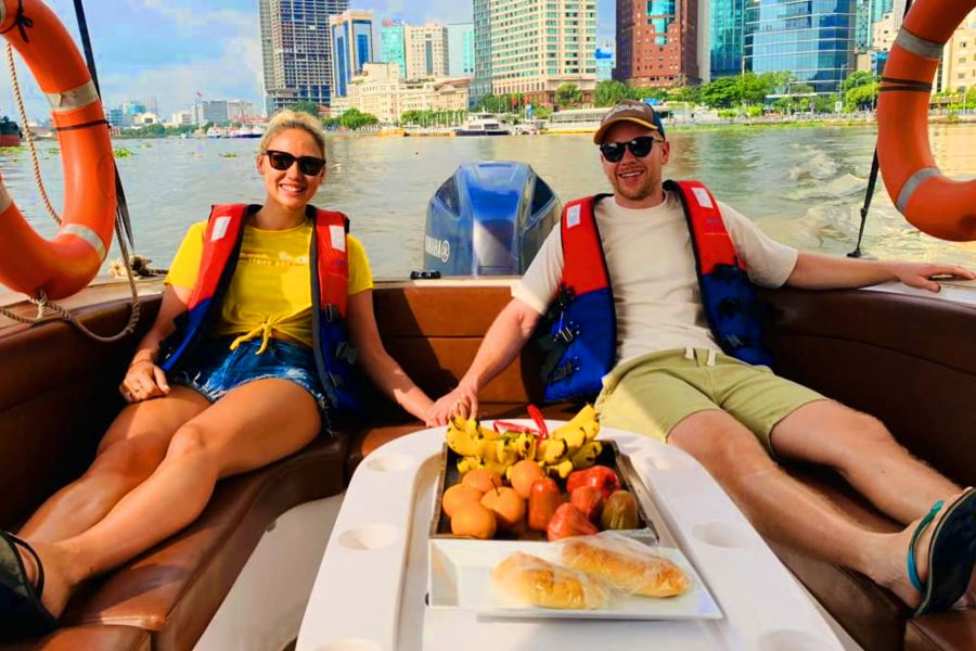 Luxury Tour Cu Chi Tunnels by Superboat – Have Lunch