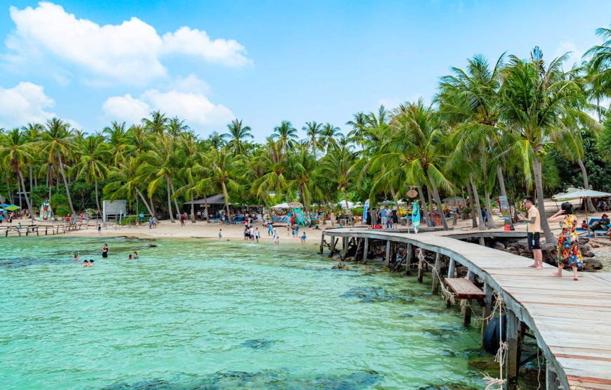 FISHING & SNORKELING 2 ISLANDS BY BOAT Xuong island (or Gam Ghi Island) and May Rut Trong island