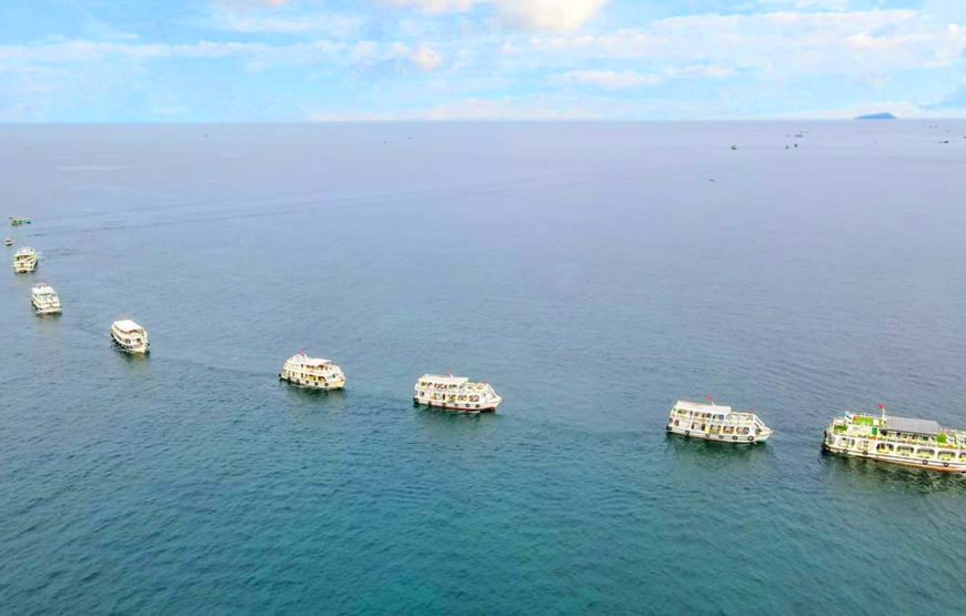 SNORKELING 3 ISLANDS BY BOAT Xuong island (or Buom Island) – Gam Ghi island – May Rut Trong island