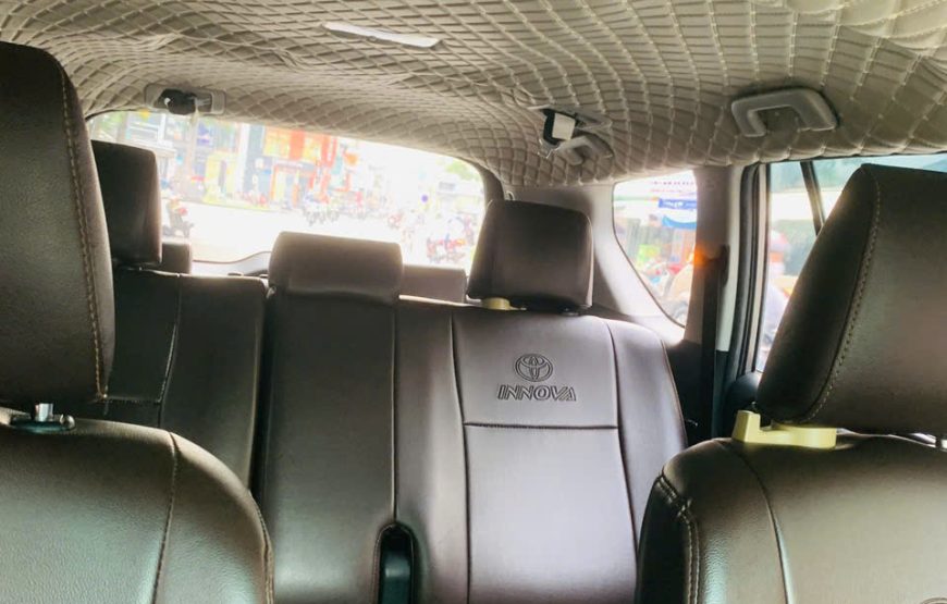 7 seater car – Tan Son Nhat airport pick-up and drop-off service
